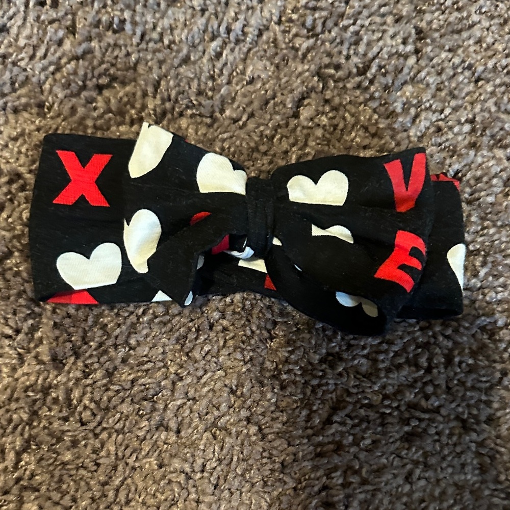 Little Sleepies Heart Bow Headband - Black and Red
